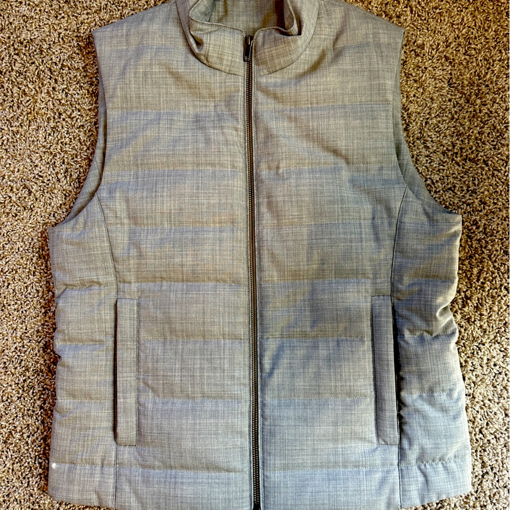 Men’s Suitsupply quilted vest